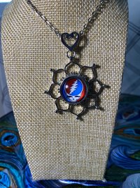flower necklace