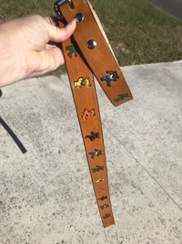 Leather belt with bears & color