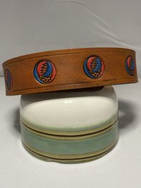 Leather belt with syf & color