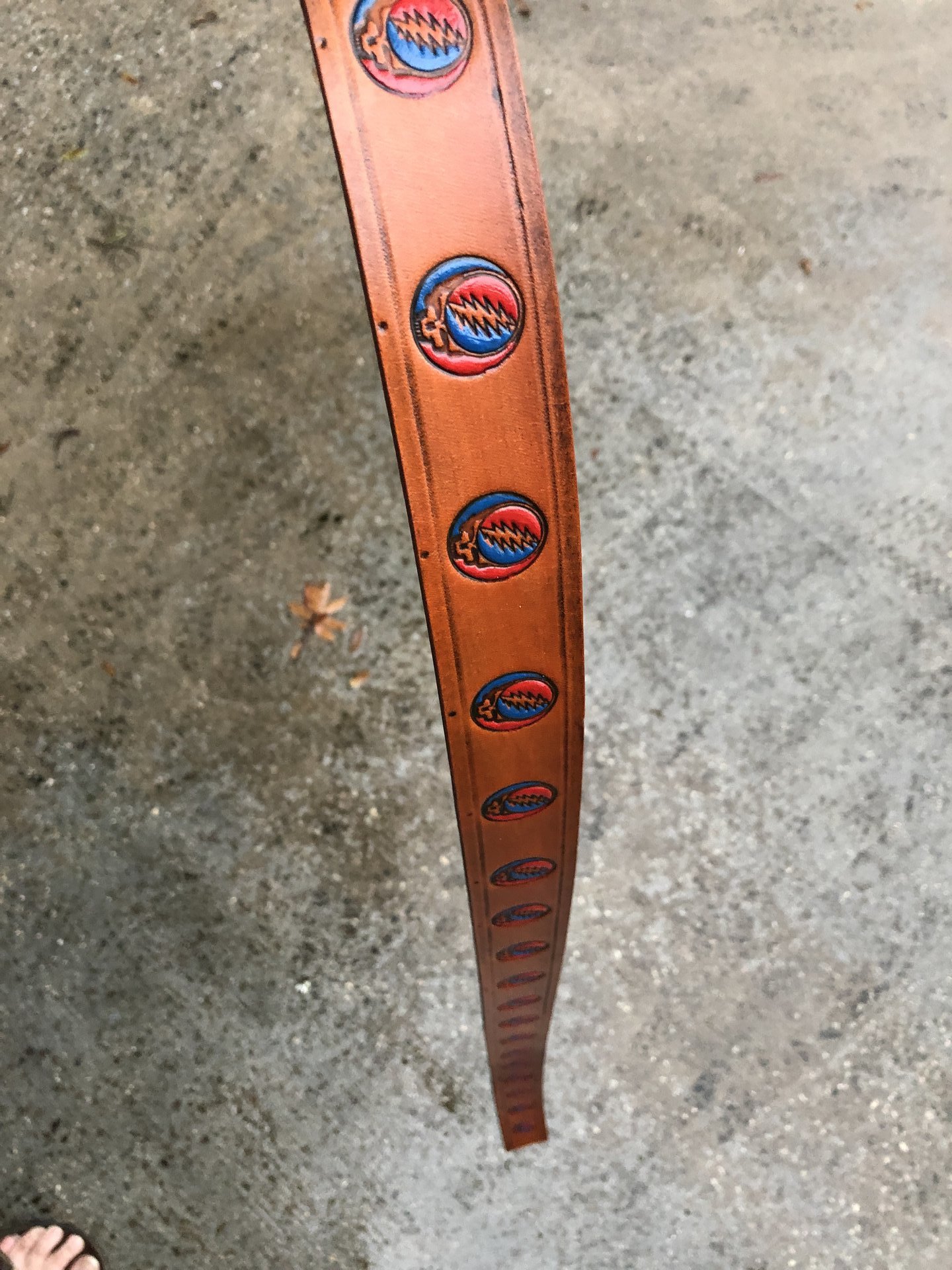 Leather belt with syf & color