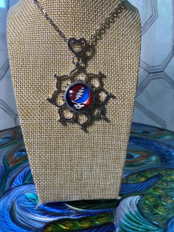 flower necklace